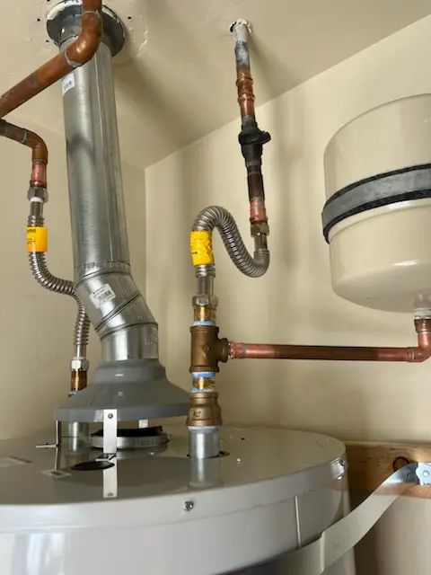 Water heater installation and plumbing repair in Windermere